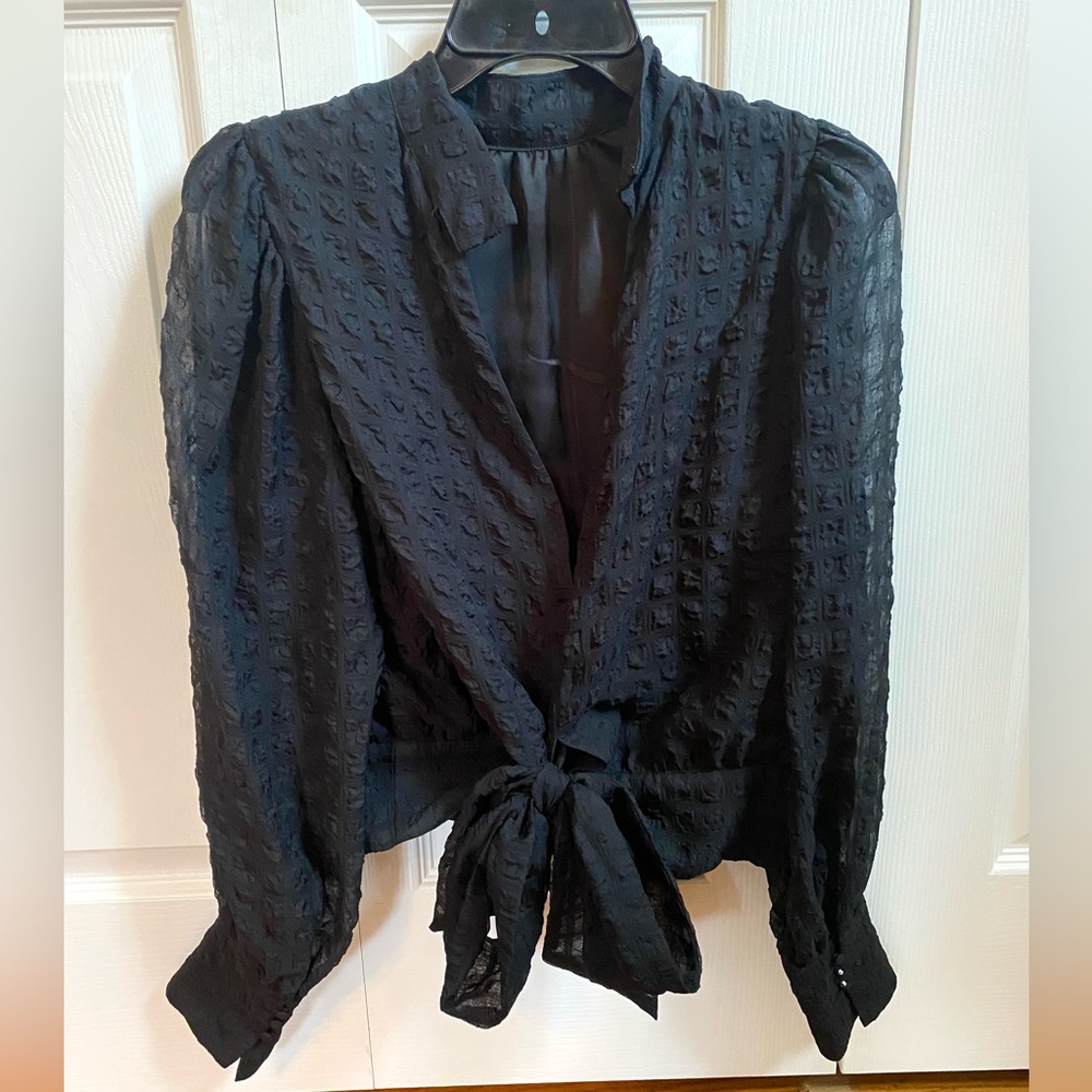 Deep V-Neck Blouse with Puffer Sleeves and Buttoned Collar